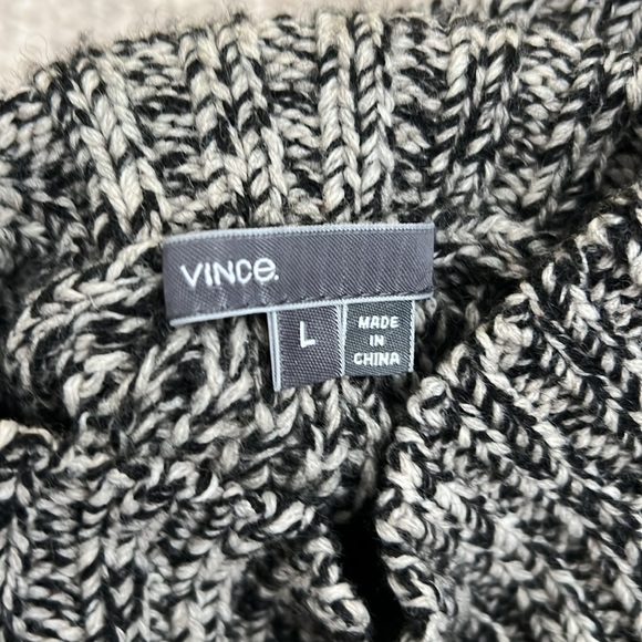 VINCE Colorblock Turtleneck Sweater - Picture 4 of 5